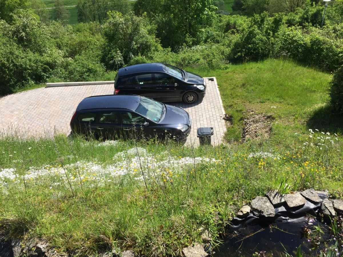 Idyllisch Wohnen Im Weserbergland - Bungalow Mit Phantastischer Aussicht Fuer 4 Personen Polle Eksteriør bilde